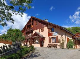 Viesnīca Auberge La maison de Catherine pilsētā Puy-Saint-Pierre
