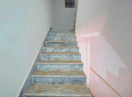 Hotel O by OYO Shravi, hotel di Dīgha