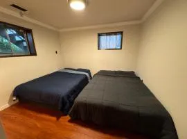 Metro Vancouver Guesthouse- 30 Min to FIFA Stadiium- Transit Hub & Free Parking