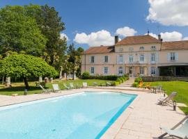 Château Du Mont Joly, hôtel à Sampans