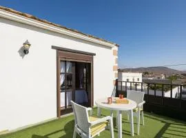 Home2Book La Molina A, Cozy Terrace Retreat