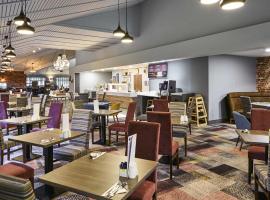 Novotel Manchester West, מלון בוורסלי
