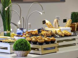 Mercure Paris Vaugirard Porte De Versailles, hótel í París