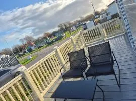 Unity Holiday Resort - Holiday Accommodation A0012