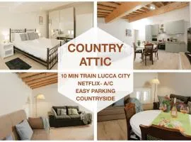 Country Attic Lucca