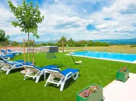 Vacation apartments Mario with pool