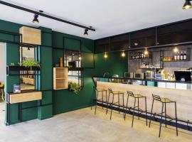 Ibis Pau Centre, viešbutis Po
