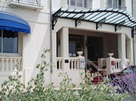 CERISE Royan - Le Grand Hôtel de la Plage, hôtel à Royan