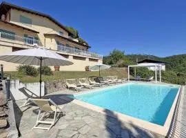 Villa Collina Del Sole 12 Pax by VILLASRETREATS