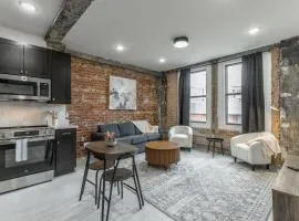 Park Hotel 2BR Suite 306