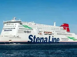 FERRY HOUSE stranraer