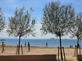 3-Bedroom Family Apartment Beach & Restaurants
