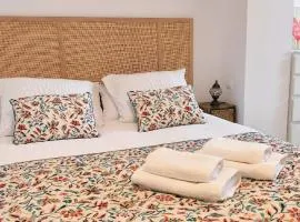 El Llar de Pablo by Casas de Los Picos