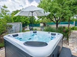 House Tamy - with jacuzzi