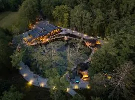 Pikol Lake Village Wine Estate