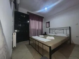 Karavela 's House 2