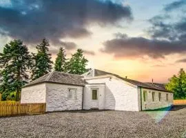 Holiday Home Easter Caiplich by Interhome