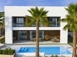 The Palms Resort by Irundo, Hotel in Tkon