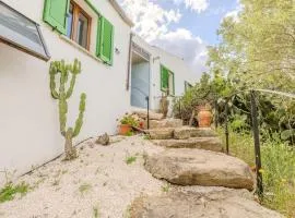 Rai's Panoramic View Apt 2 - Nature and Relax