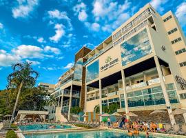 Grand Suítes Family Resort, hotel di Itá