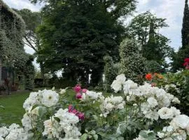 antica Villa con Giardino