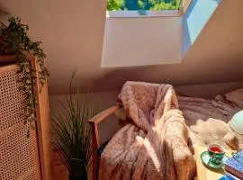 Chata pod Mogielicą - klimatyczny dom na wyłączność z ogrodem i widokiem na góry