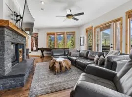 Rundle Cliffs Lodge by Canmore Premier