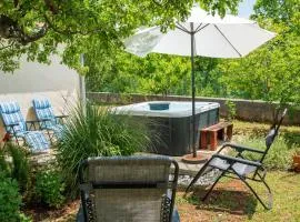 House Tamy - with jacuzzi