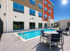 Holiday Inn Express & Suites Lindale - Tyler by IHG, hotel di Lindale