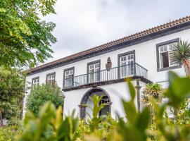 Azores Youth Hostels - Sao Miguel, хотел в Понта Делгада