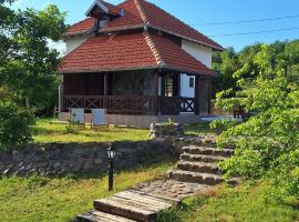 Planinska kuća Radulović, отель в городе Гоч