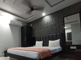 Shree radhe palace, hotel v mestu Datia