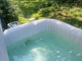 Sauna et Jacuzzi - 2 chambres - Vieille Ville à 5min