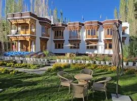 Hotel Golden Ladakh