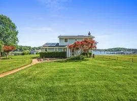 South River Estate 4BR Sleeps 10