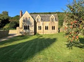4 Bed in Bridport oc-58847