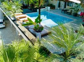 Villa Merkuri, hotel Himarában