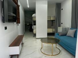 Luxury king studio, hotel v destinácii Mesto 6. októbra