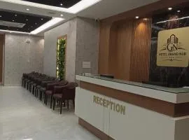 HOTEL GRAND NUR, Ashkona