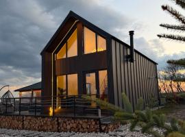 EleS Chalet, hotel a Brebu