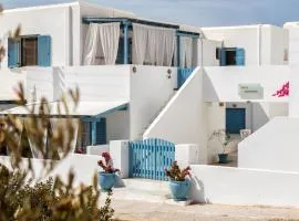 Fivos Apartments、にあるパロス空港 - PASの周辺ホテル