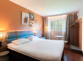 ibis Golfe de Saint-Tropez, hôtel à Cogolin