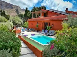 Seaside Villa 200m from the Beach with Heated Pool & Whirpool, Gargen