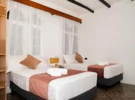 Hotel Crossman