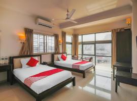 Collection O Hosepet College Road Formerly Mega Inn โรงแรมในฮอสเปต