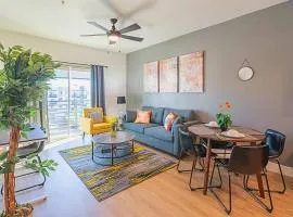 Near Mayo-Rooftop Deck-Heated Pool-Hot Tub-Parking