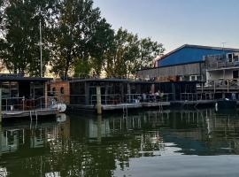 La Mare Resort, hotell Göteborgis