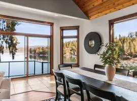 4BR Lakefront Hot Tub Boat Slip & Games