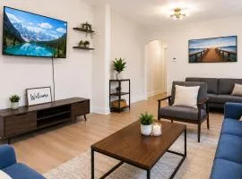 Niagara Falls Hub Modern Retreat