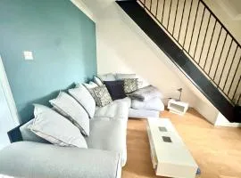 Homely 2 bedroom house parking